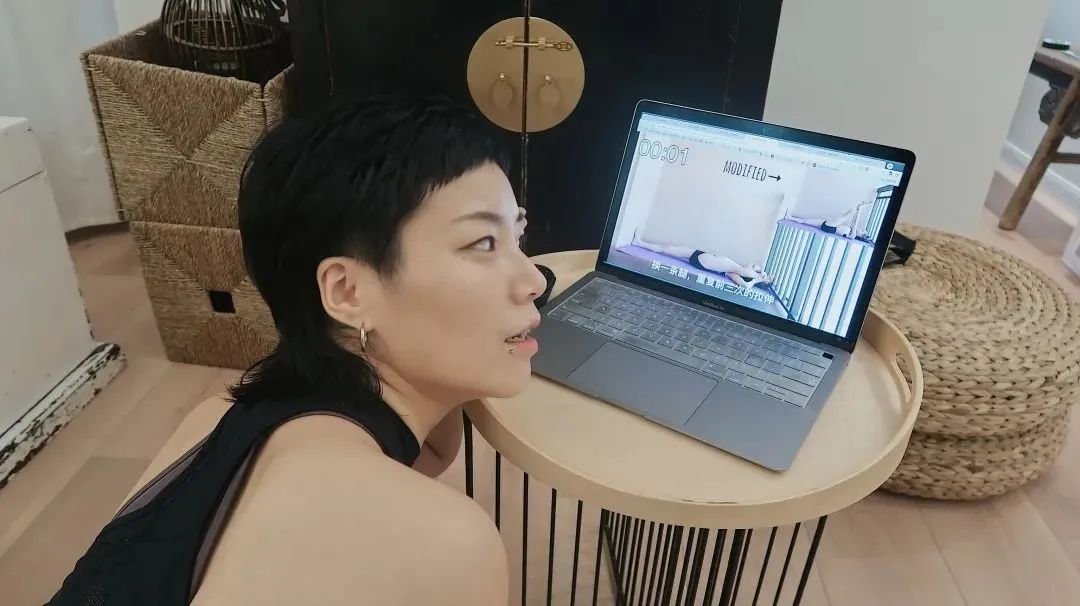 B站网红运动视频|在家练一周瘦5斤,可能吗