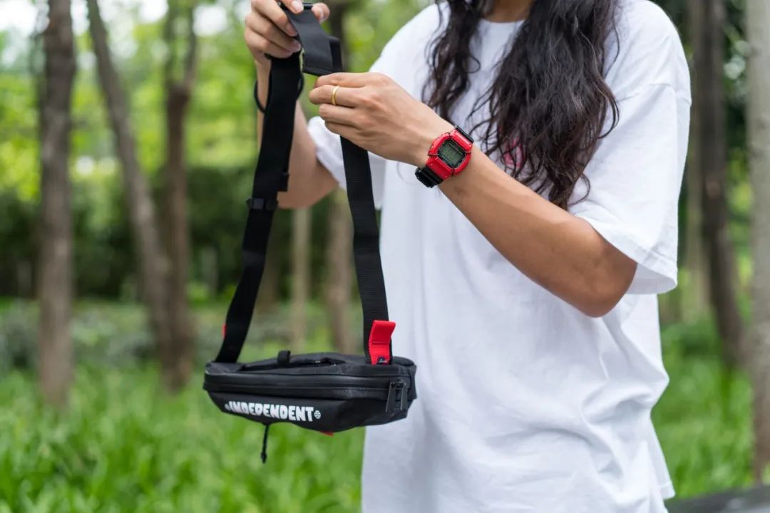 要装就装个够，HerschelXIndependent联名系列包满足