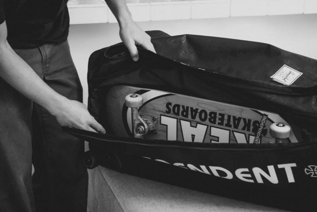 要装就装个够，HerschelXIndependent联名系列包满足