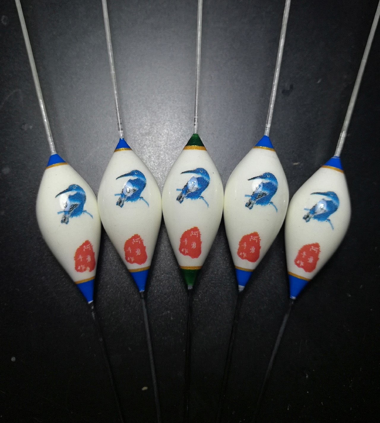 芦苇浮漂和纳米浮漂有什么区别,纳米材质浮漂优缺点