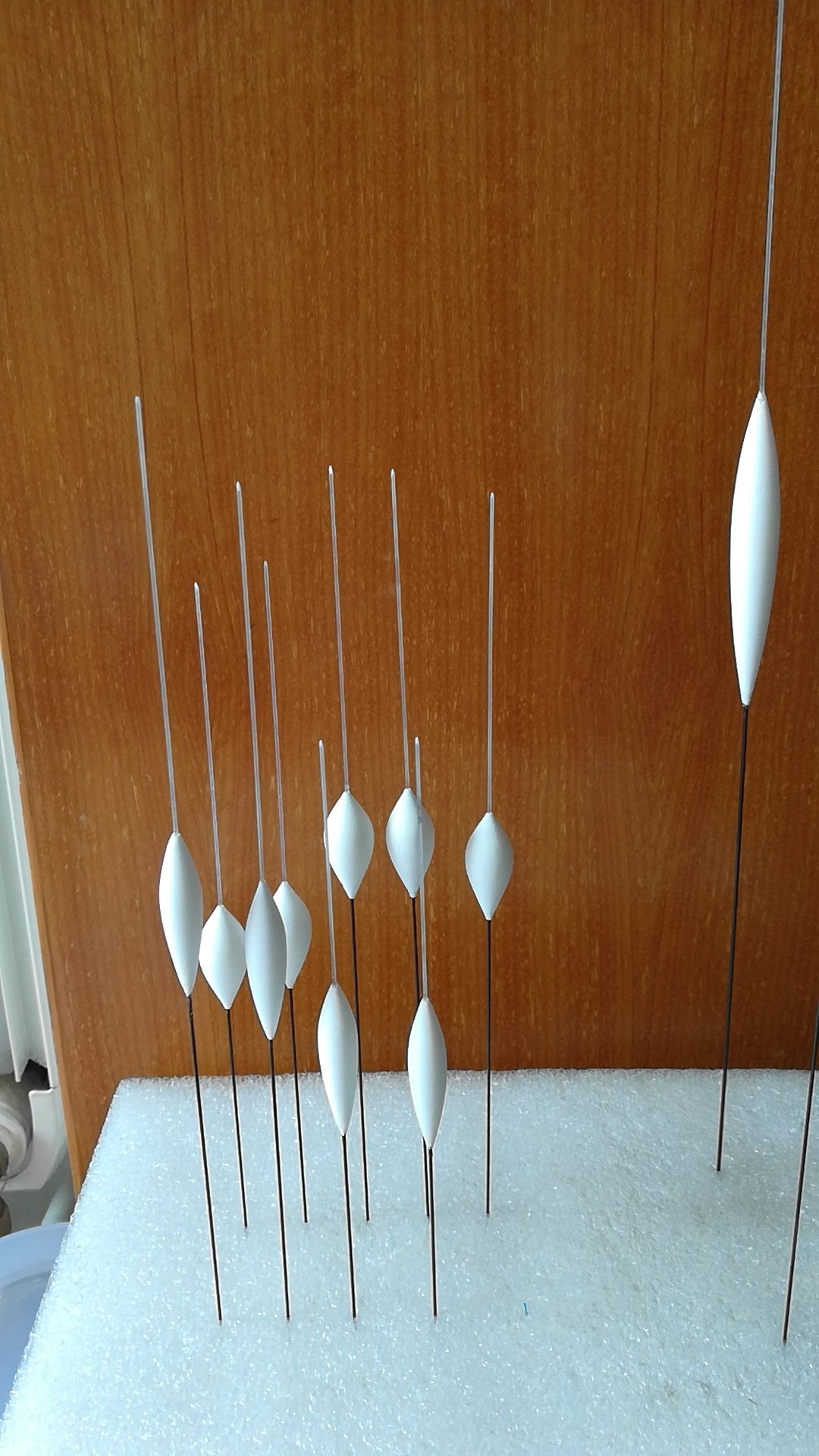 芦苇浮漂和纳米浮漂有什么区别,纳米材质浮漂优缺点