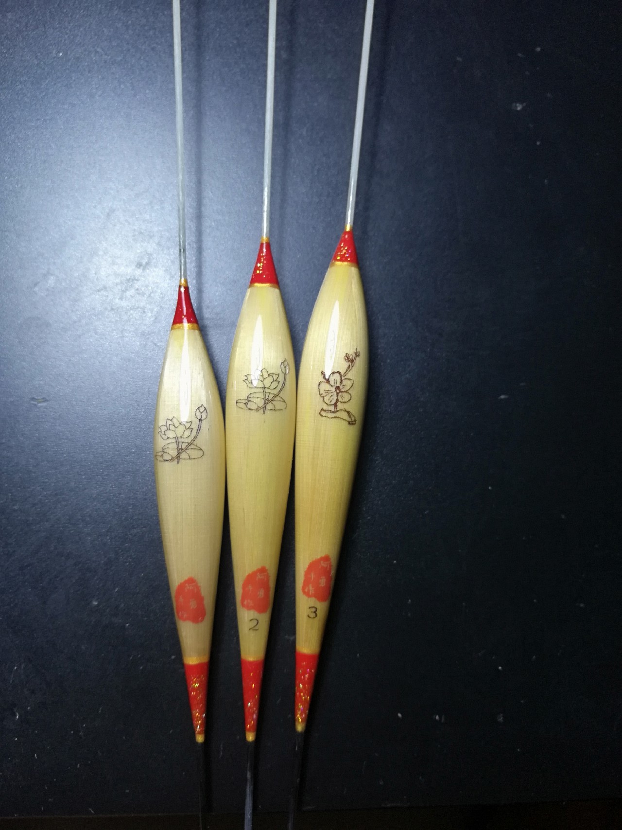 芦苇浮漂和纳米浮漂有什么区别,纳米材质浮漂优缺点