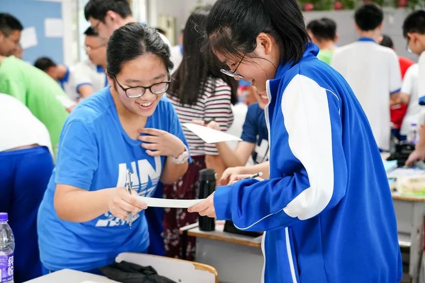 如何让小孩子认识性教育,性教育不会让孩子更好奇吗