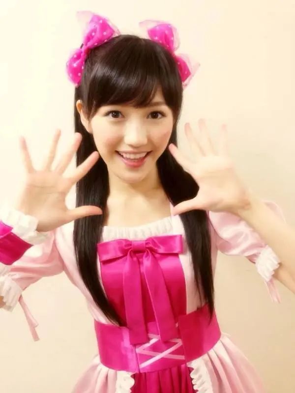 除了退出娱乐圈,她还做了这些事