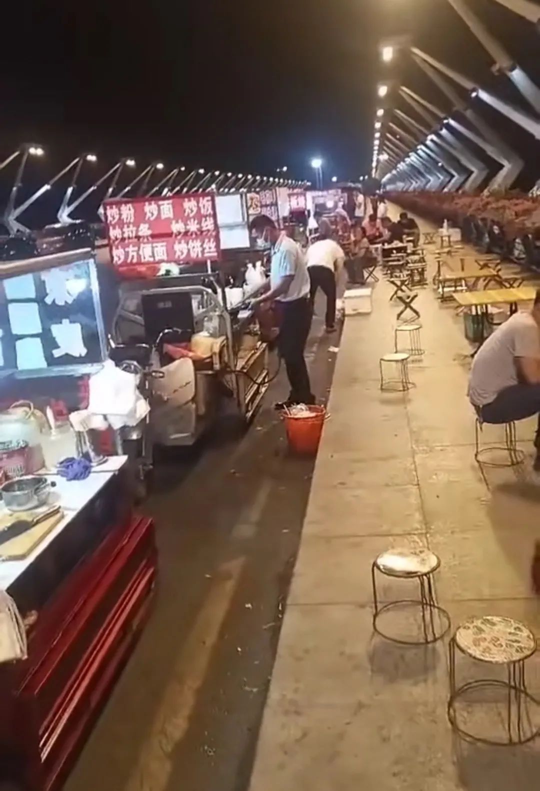 信阳地摊有哪些地方,信阳摆摊查得严吗