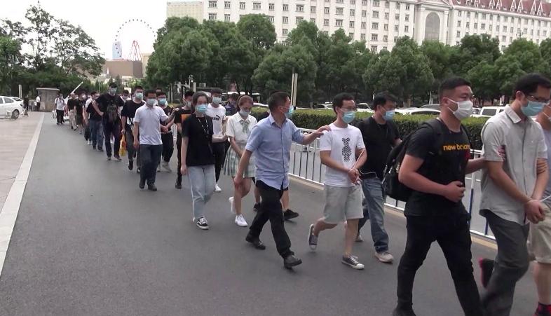 杭州刚毕业大学生炒股被骗近百万,杭州炒股有被骗的吗