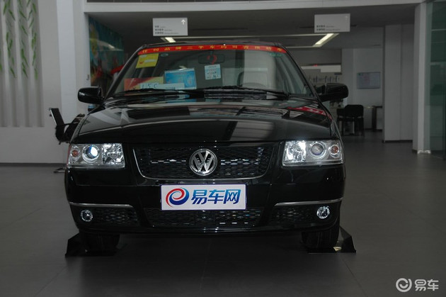 一代经典11年情怀老车桑塔纳,沉浸式体验老款大众桑塔纳