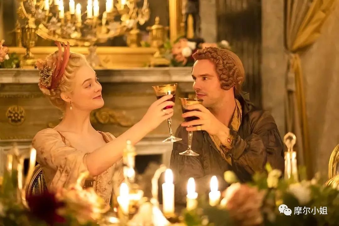 1秒都不浪费的人生有多爽？被《凯瑟琳大帝》女主圈粉