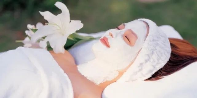 戳破“械字号面膜”的美丽外衣,看药事网和腾讯新闻怎么说