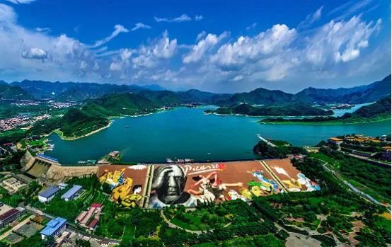 「限量特价」39元抢购价值5000元的2020年北京联合游览通票1套，可畅游京城百家景区，不贴照片不实名，不限周末，省钱还省心