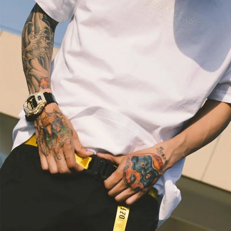 aj1低帮兔八哥倒钩联名,aj6兔八哥43码全新