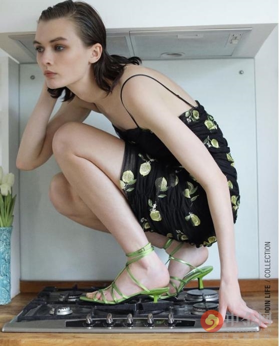 没人知道你穿的衣服是真是假,有人穿假鞋上街吗