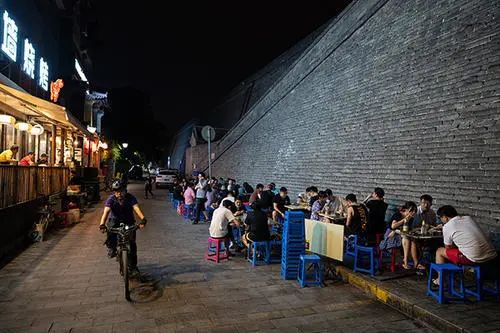 拾条｜陕西省总工会启动2020年“三秦工匠”评选工作，报名戳这里！00后大学生创业年入10万，为200名同学提供兼职