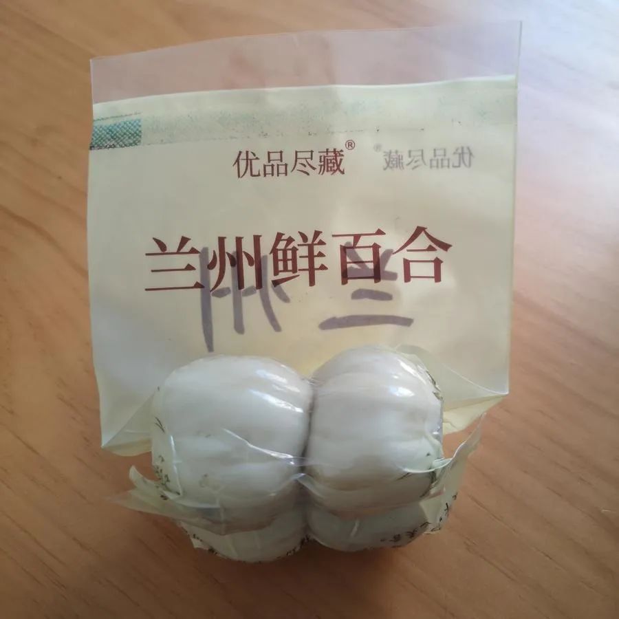 喉咙干痒咳嗽吃梨有效果吗,咳嗽有痰喉咙痒最快的方法润肺