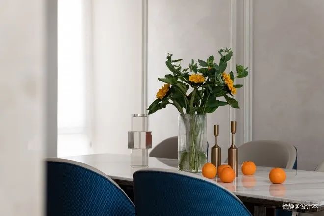 现代简约风客厅搭配效果图,简约现代风格客厅设计搭配