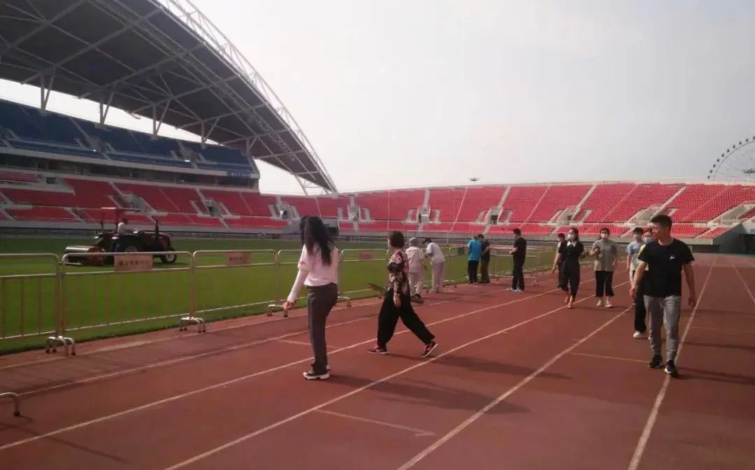 动起来体育俱乐部,潍坊奥体中心体育场