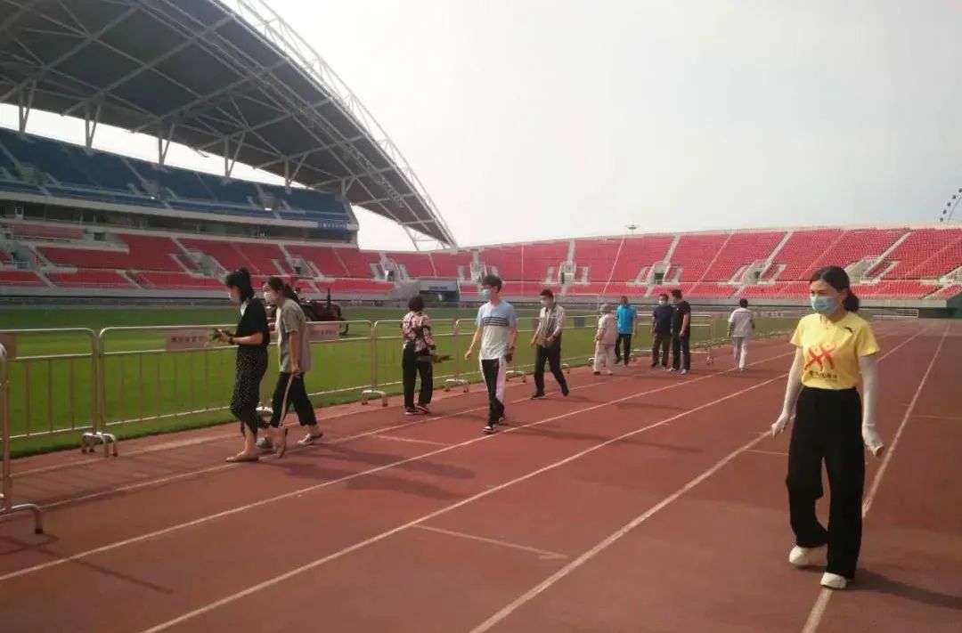 动起来体育俱乐部,潍坊奥体中心体育场