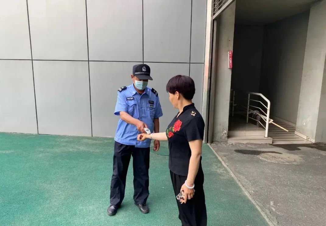 动起来体育俱乐部,潍坊奥体中心体育场