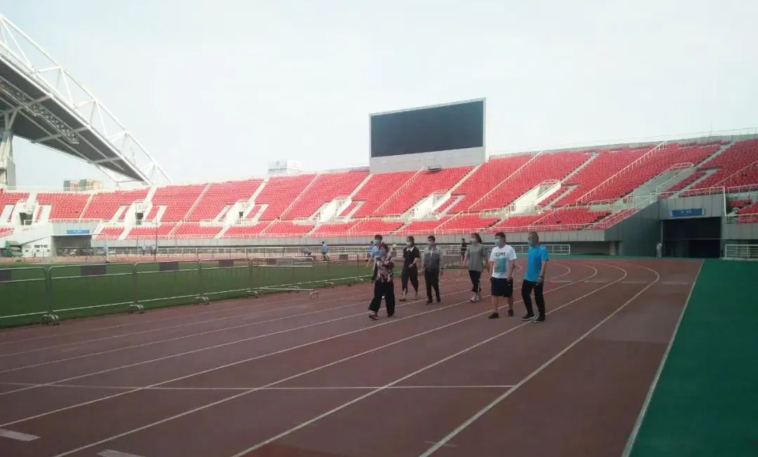 动起来体育俱乐部,潍坊奥体中心体育场