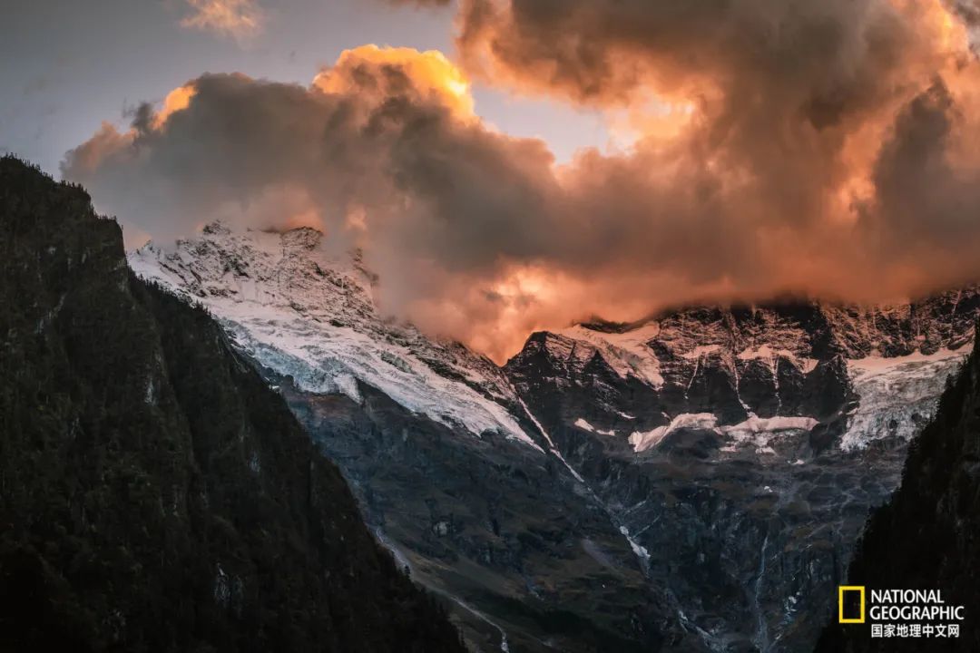 雨崩村自驾转山攻略,雨崩转山朝圣之旅