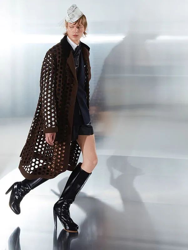 周雨彤祛痘神器,周雨彤的泪沟神器