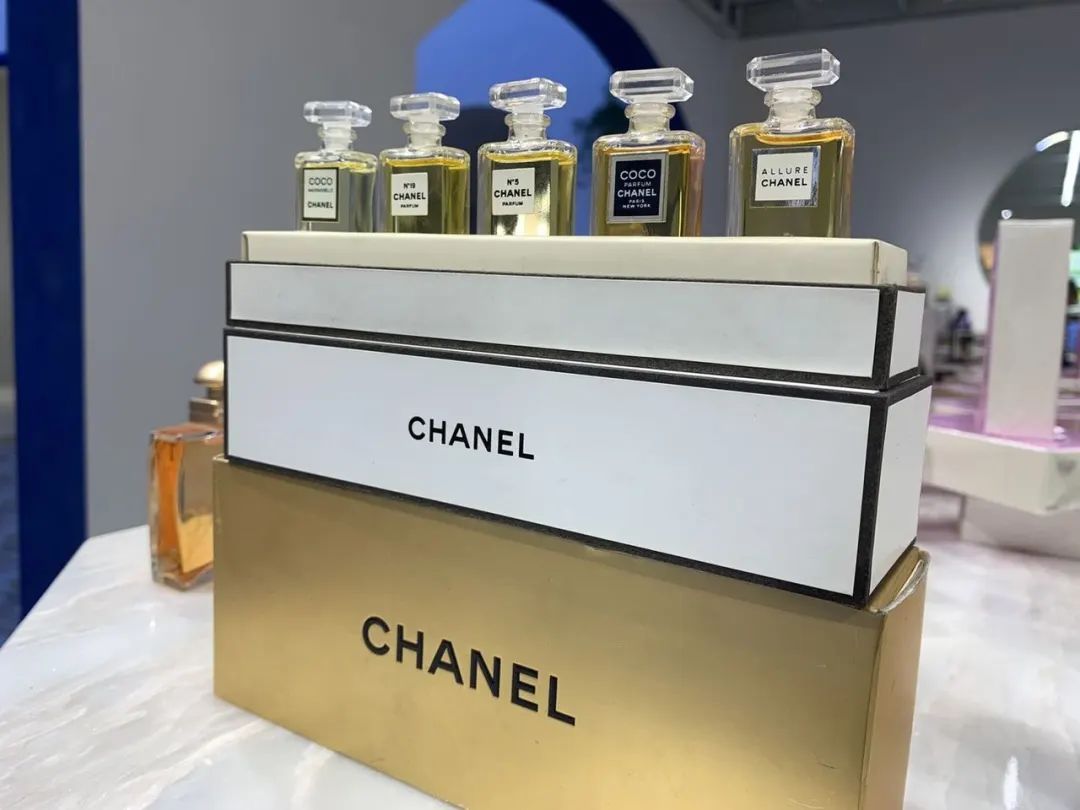 亚蓉欧商品馆价格表,亚蓉欧商品馆门票