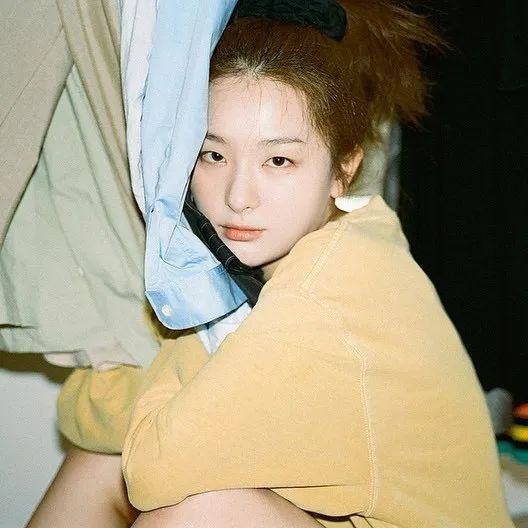 开完双眼皮为什么要往上看,开过的双眼皮可以再埋线吗