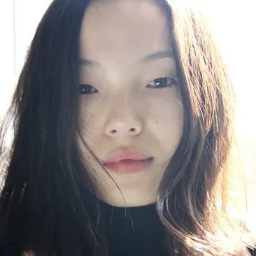 开完双眼皮为什么要往上看,开过的双眼皮可以再埋线吗