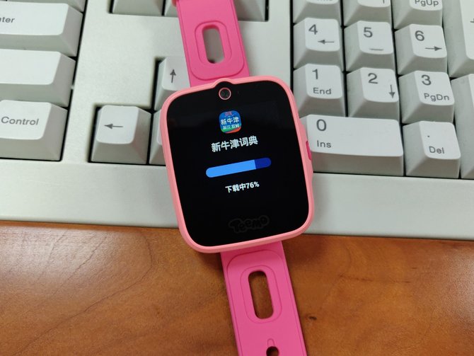 糖猫智能儿童电话手表视频,搜狗糖猫智能电话手表多少钱