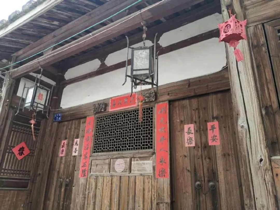 一起去拍最美的婚纱照,秋天拍最美婚纱照