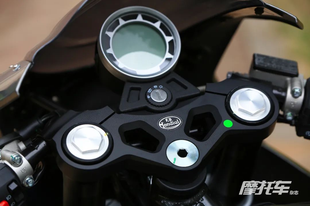 比亚乔liberty150车评,阿普利亚pagani150最帅改装