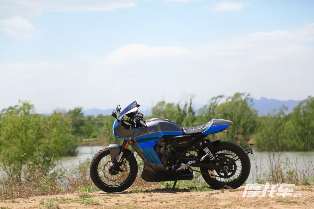 比亚乔liberty150车评,阿普利亚pagani150最帅改装