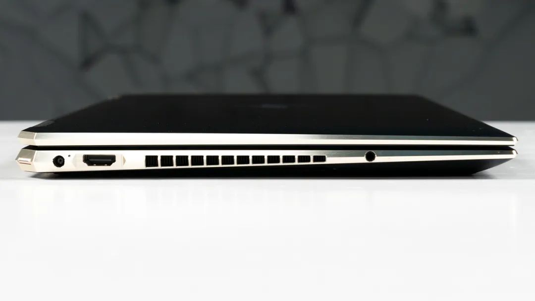 2千左右的触屏360翻转笔记本,360翻转笔记本推荐16.5英寸