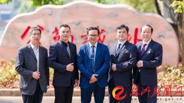 株洲南雅中学是哪个区,株洲南雅学校在哪里