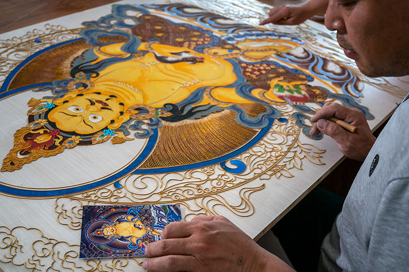 景泰蓝掐丝画金线,景泰蓝和掐丝珐琅区别