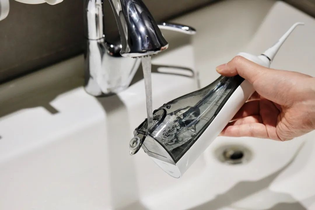 最好用的冲牙神器,推荐一款超级小巧的冲牙器