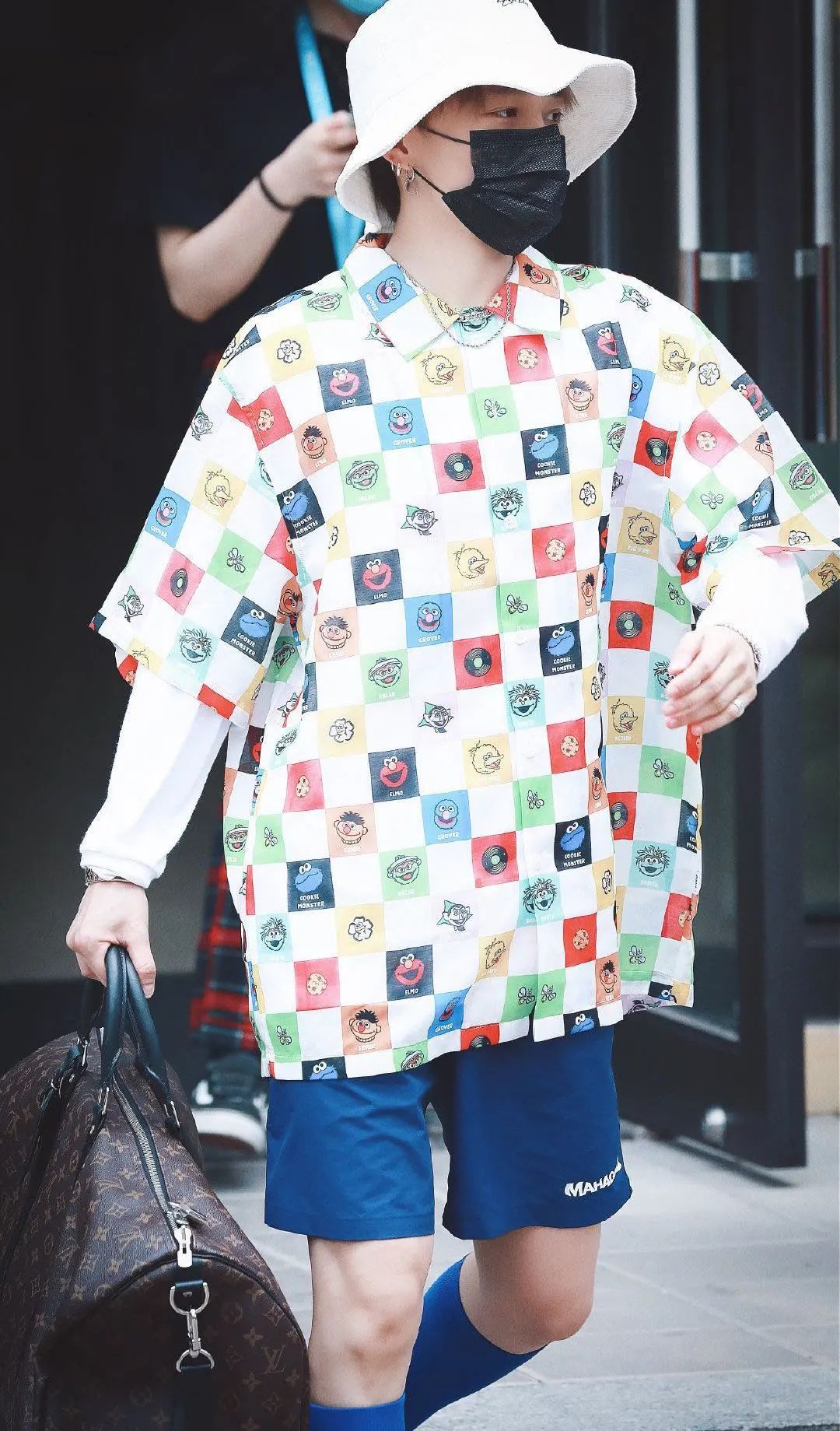 被刷屏的网红女孩,被霸屏的女孩