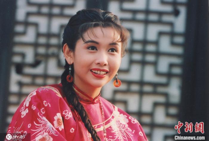 邱淑贞也带不动！“潮流鼻祖”I.T年亏7亿，前浪咋就翻了船？