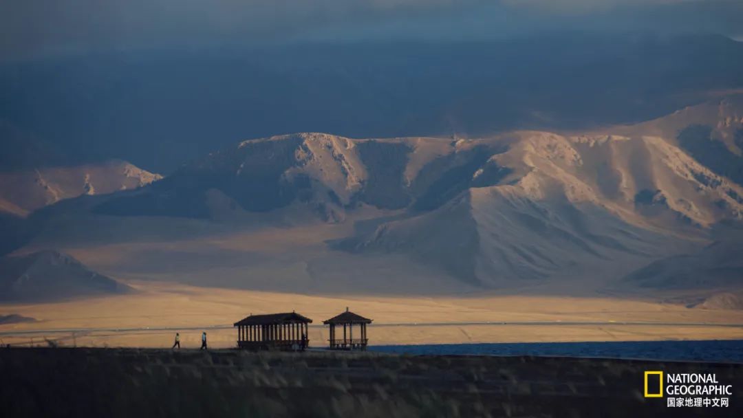 有一种异域风情的美,有一种前所未有的力量充斥着我