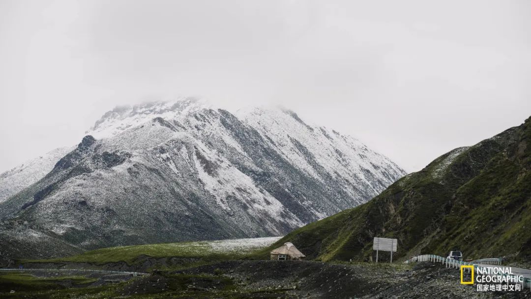有一种异域风情的美,有一种前所未有的力量充斥着我