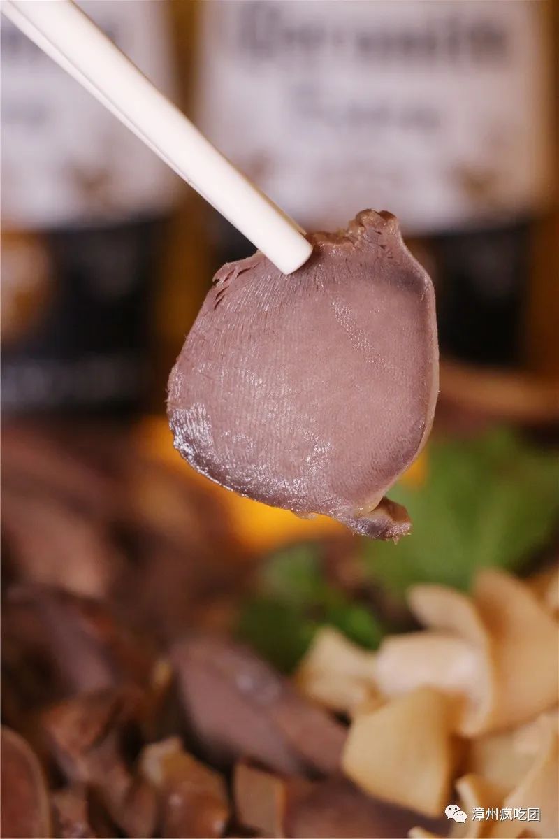 5折！这家店有意思！白天卖特色冰粉！晚上变身小酒馆！就在芳华横路