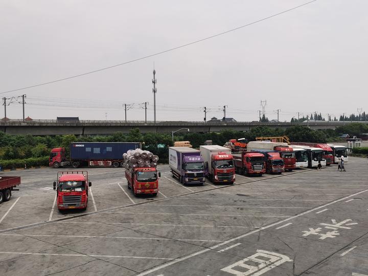 可以休息的服务区,可以洗澡的服务区在高速上