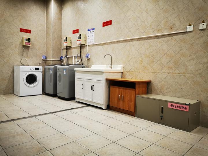 可以休息的服务区,可以洗澡的服务区在高速上