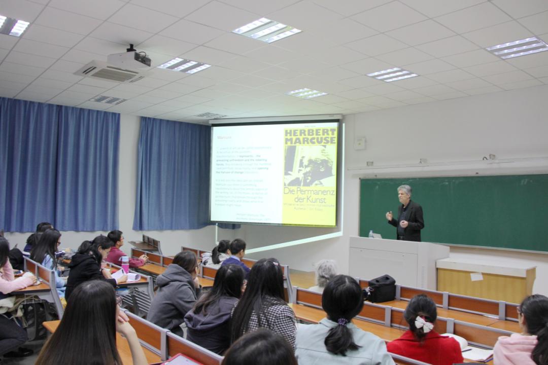 时间定好了,时间过了就是明天