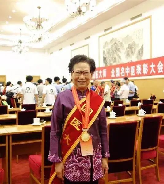 文化和自然遗产日|国医大师,邹氏肾科医术非遗传承人邹燕勤教授抗疫纪实