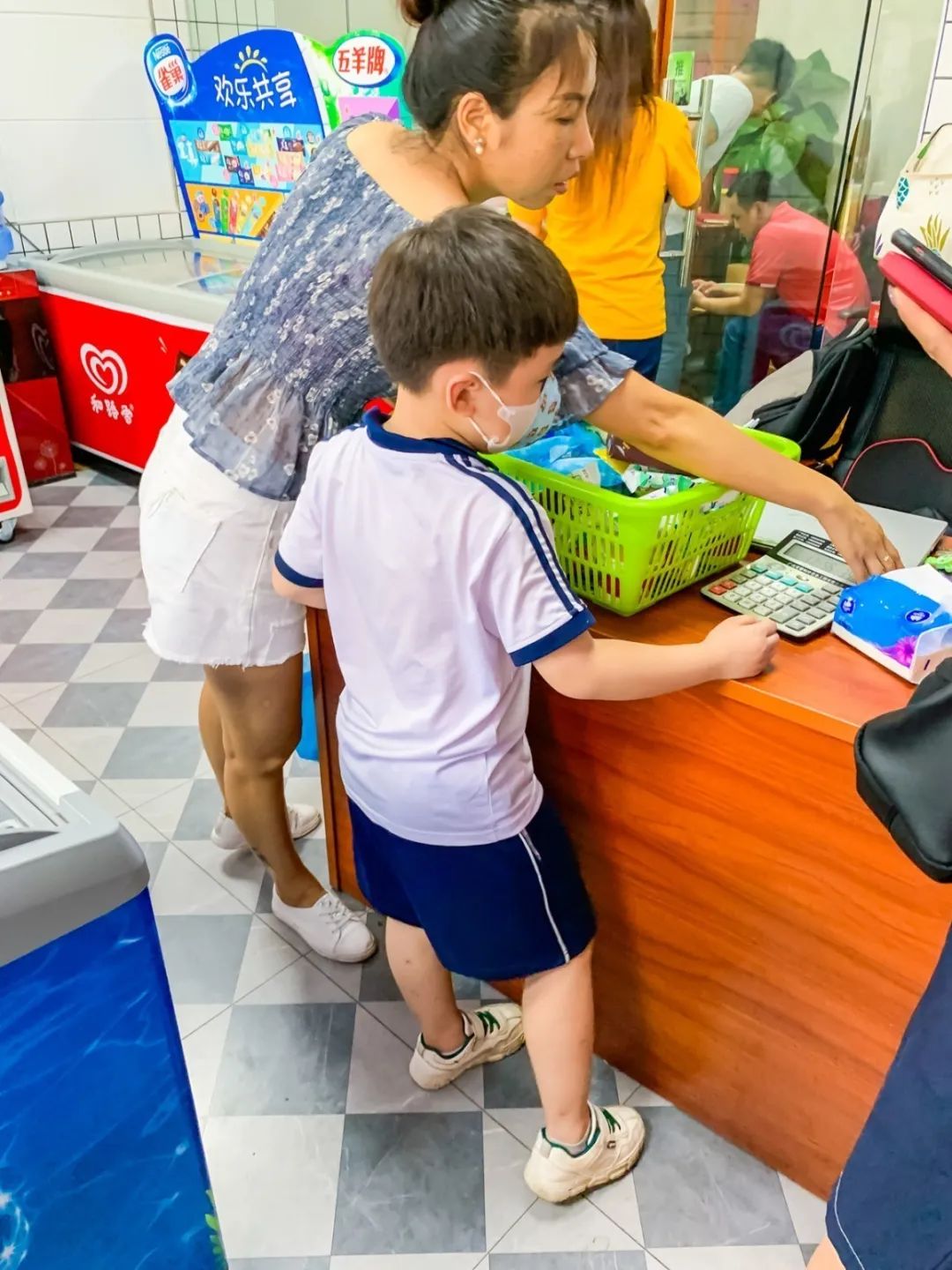 广州永和雪糕批发市场,广州市荔湾区有没有雪糕批发店