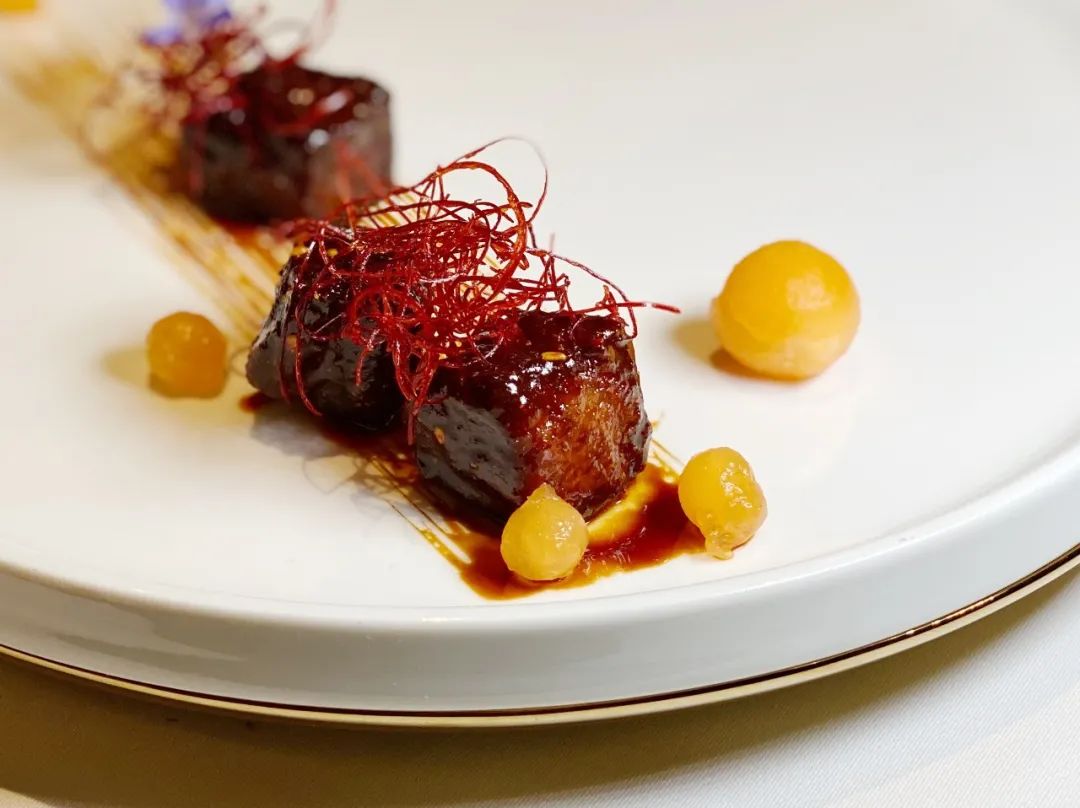 冰淇淋牛角、3.6折鱼头泡饼、川菜大师新菜单、超值早午餐、父亲节茶礼……本周的吃货愿望清单已更新|一周好吃