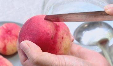 如何快速简单的去掉桃子毛,怎么快速去除桃子毛