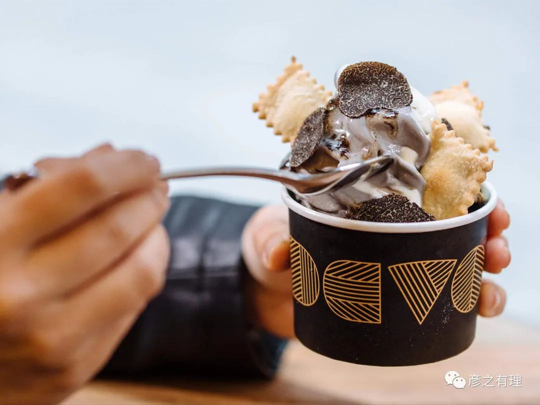 别看它长得像“粪球”，却是“黄金”配料，错过了要等一整年