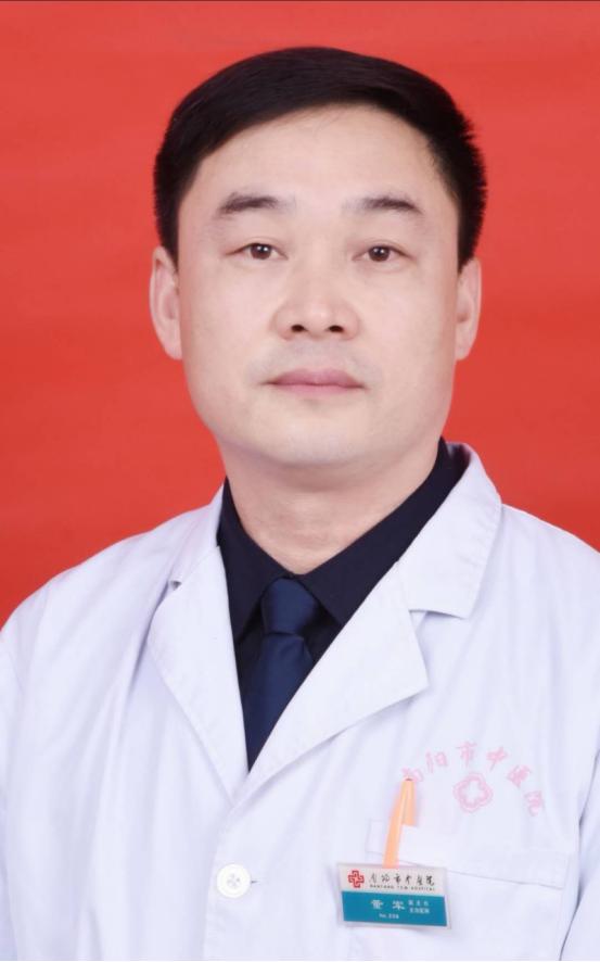 传统中医疗法让患者摆脱病痛——6月19日,南阳市中医院针灸疼痛科主任、针灸专家董军做客《名医坐堂》